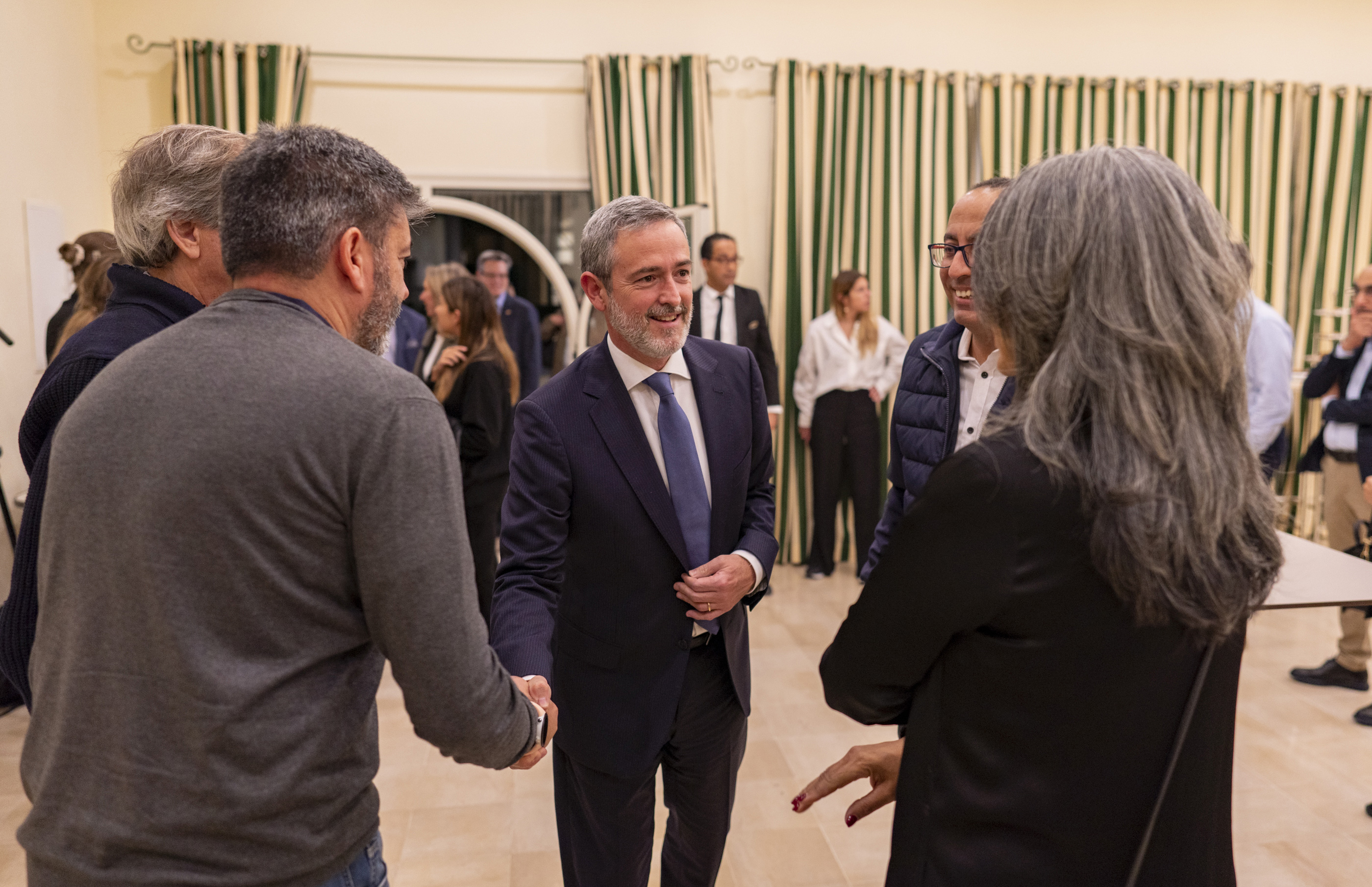 تونس و اسبانيا :تحالفات تجارية جديدة في قطاع النسيج والملابس